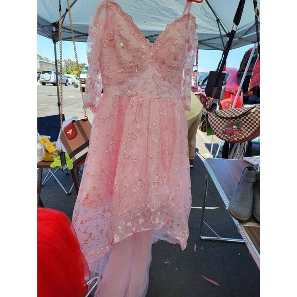 Nwt Quincinñera sz6 - Picture 1 of 4